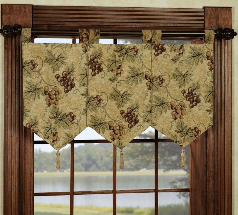 16 Gorgeous Tuscan Curtains Window Treatment Ideas   Tuscan Curtains Window Treatments 15 833x752 